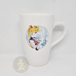 Taza alta blanca - Sailor Moon: pose 1